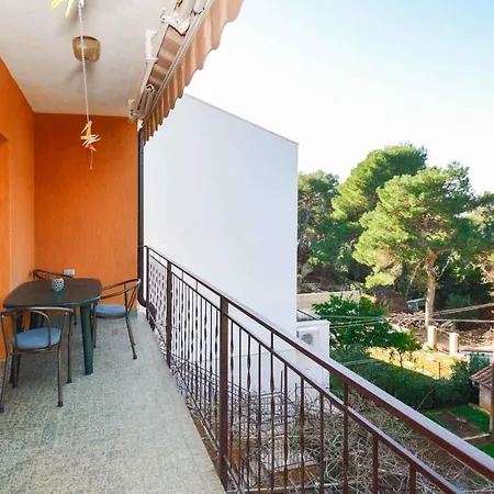 Two-bedroom In Pula Ix Veruda