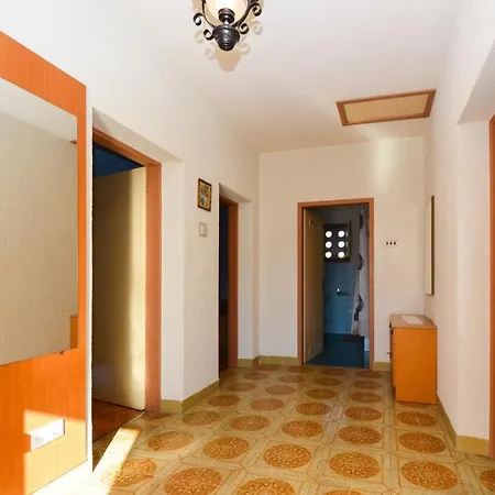 Appartement Two-bedroom In Pula Ix Veruda