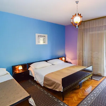 Appartement Two-bedroom In Pula Ix