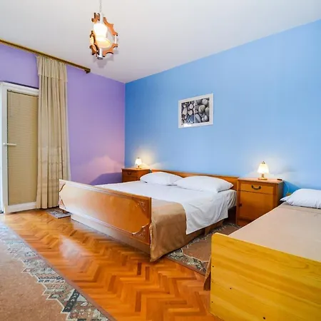 Appartement Two-bedroom In Pula Ix